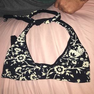 Large brand new baiting  suit top